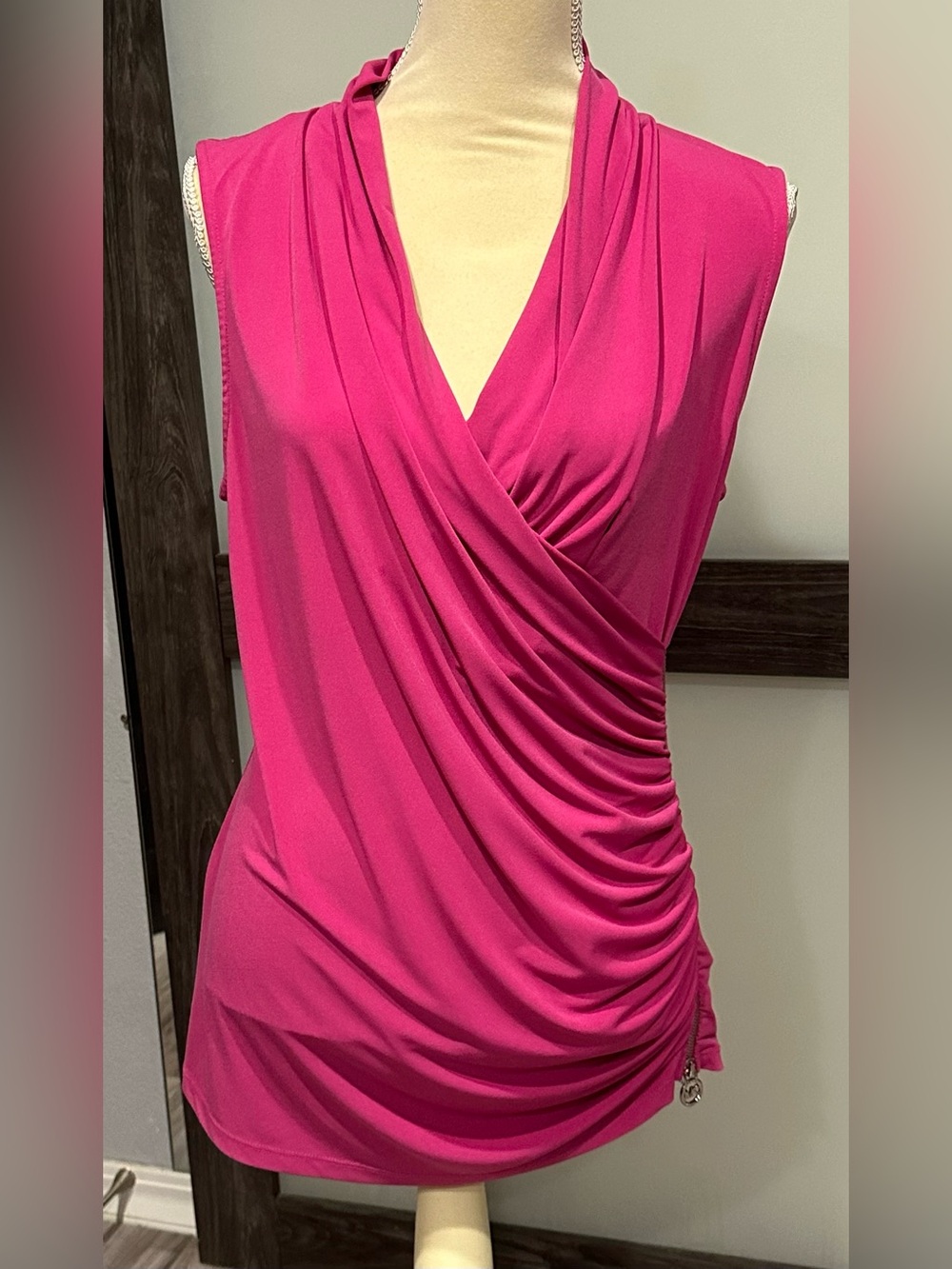Michael Kors Sleeveless Blouse L Hot Pink Ruched Faux Wrap Top Side Zipper